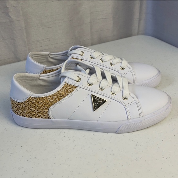 Guess Sneakers Straw Weave Panel - Picture 3 of 9